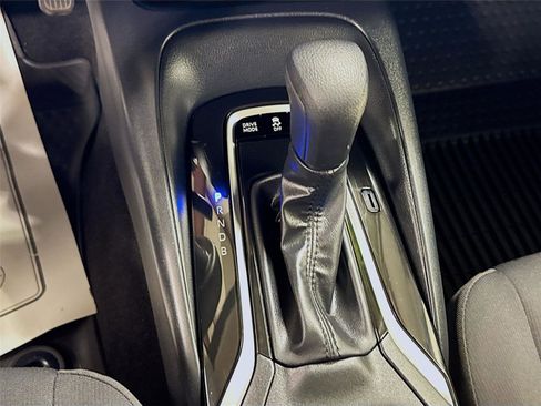 Used 2023 Toyota Corolla LE image 16