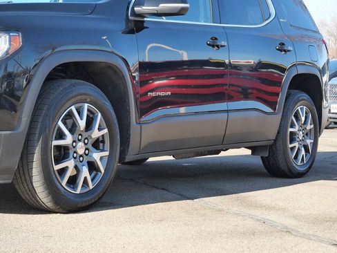 Used 2023 GMC Acadia SLT image 5