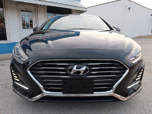 Used 2018 Hyundai Sonata Limited image 9