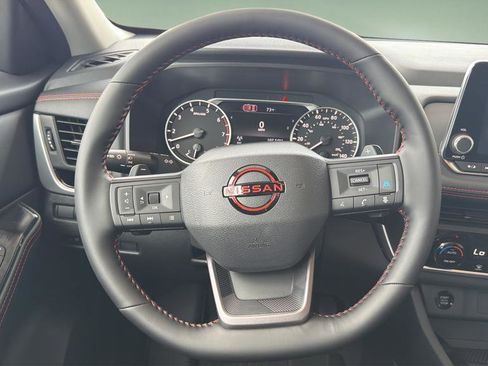 New 2026 Nissan Rogue SV AWD/4WD image 9
