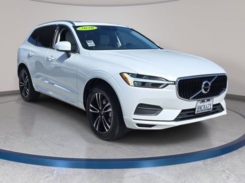 Used 2020 Volvo XC60 T5 Momentum FWD image 4