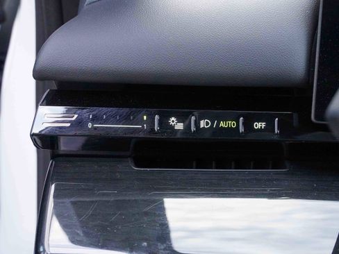 Certified 2025 BMW 530i xDrive image 17