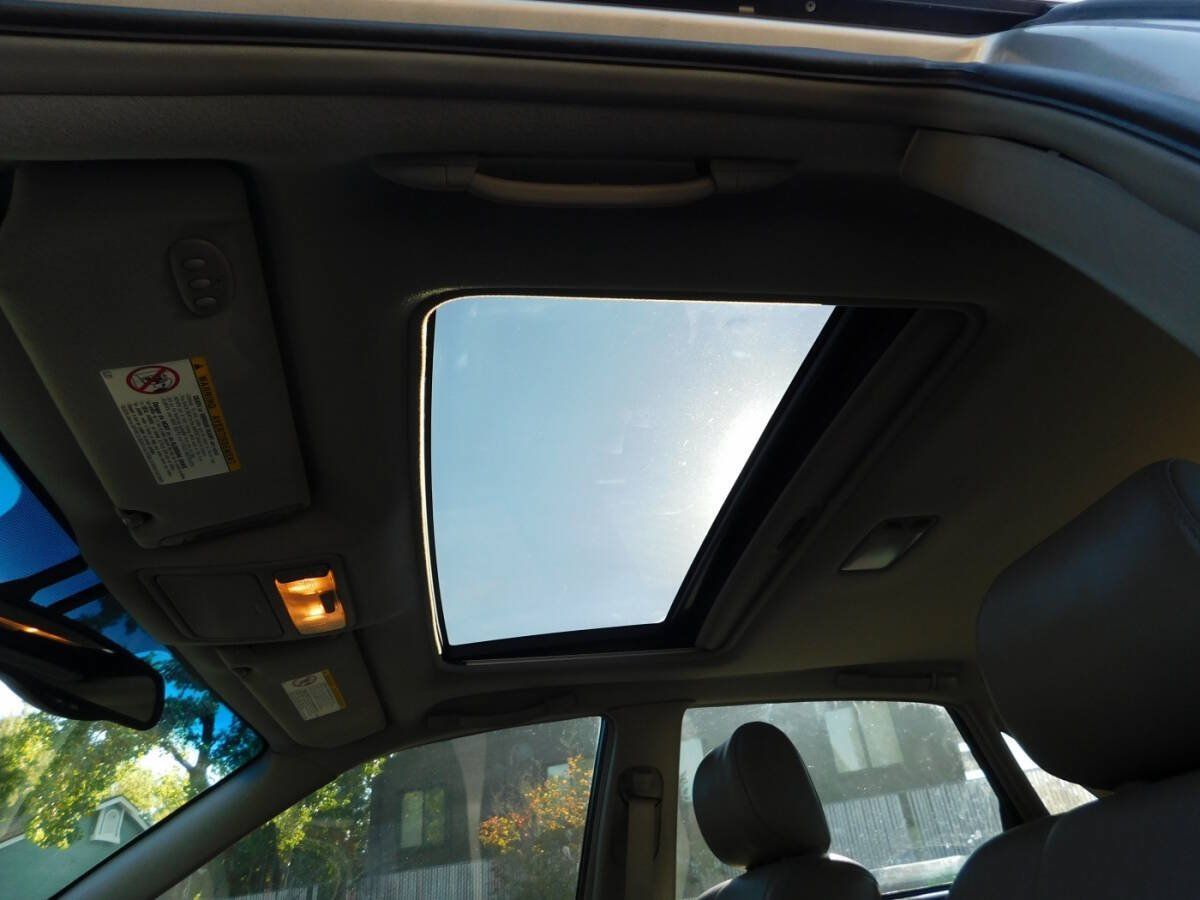 Used 2003 Toyota Avalon XLS FWD image 14