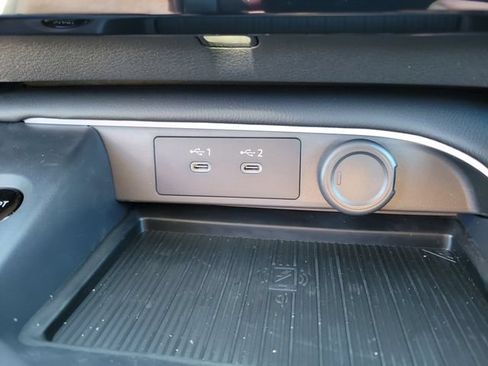 New 2026 Nissan Sentra SR w/ Floor Mat Package FWD image 18