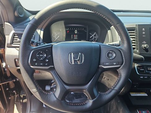 Certified 2023 Honda Passport TrailSport image 29