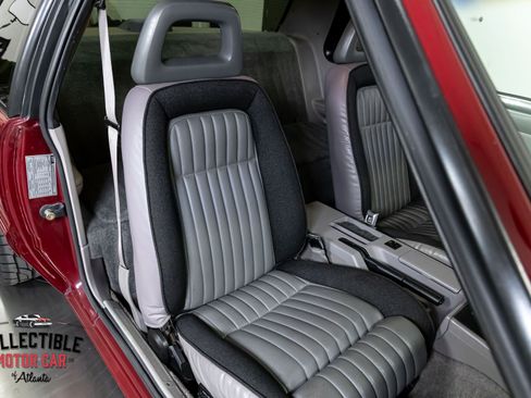 Used 1990 Ford Mustang LX RWD image 94
