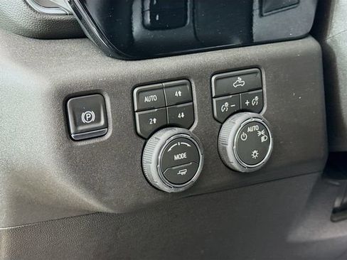 New 2026 Chevrolet Silverado 1500 LT w/ Z71 Off-Road Package image 11