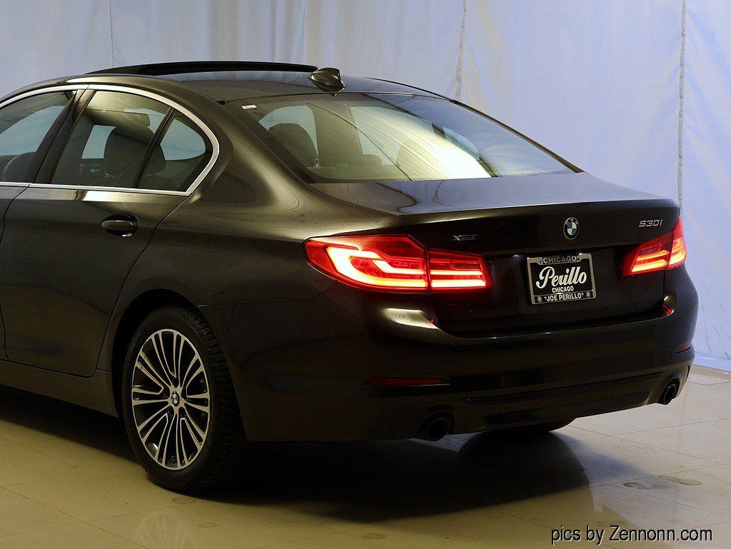 Certified 2019 BMW 530i xDrive w/ Convenience Package AWD/4WD image 8