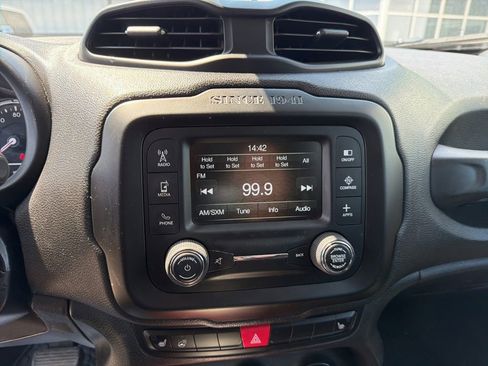Used 2017 Jeep Renegade Trailhawk w/ Cold Weather Group II AWD/4WD image 16