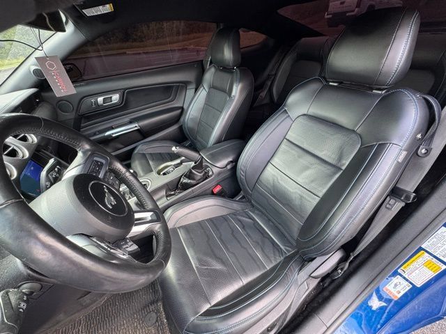 Used 2022 Ford Mustang GT Premium w/ Equipment Group 401A RWD image 10