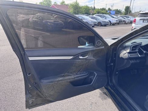 Used 2020 Honda Civic EX image 10