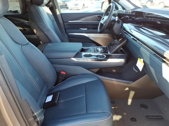 New 2026 Cadillac Escalade IQ Luxury 2 AWD/4WD image 22