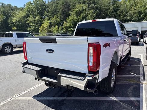 Used 2025 Ford F250 XLT AWD/4WD image 20