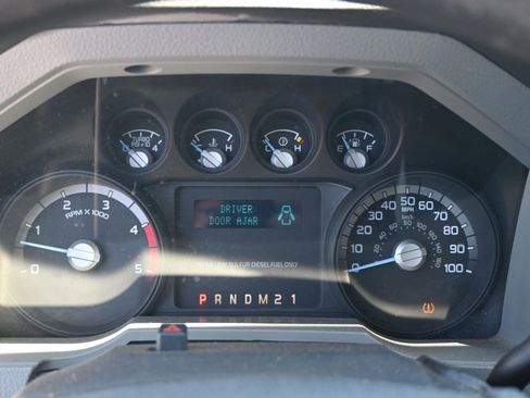 Used 2012 Ford F250 XL w/ PWR Equipment Group image 8