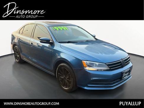 Used 2015 Volkswagen Jetta SE FWD image 1