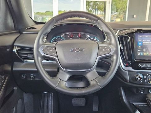 Certified 2024 Chevrolet Traverse RS FWD image 11