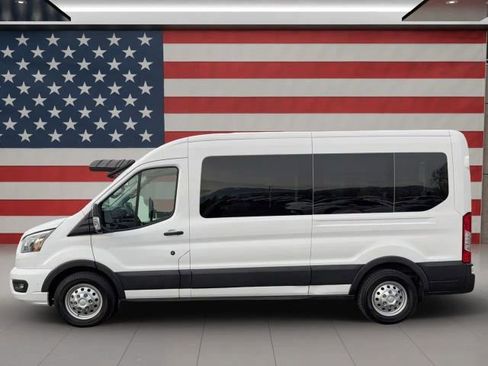 Used 2023 Ford Transit 350 XLT image 2