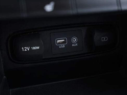 Used 2019 Hyundai Santa Fe Limited image 23