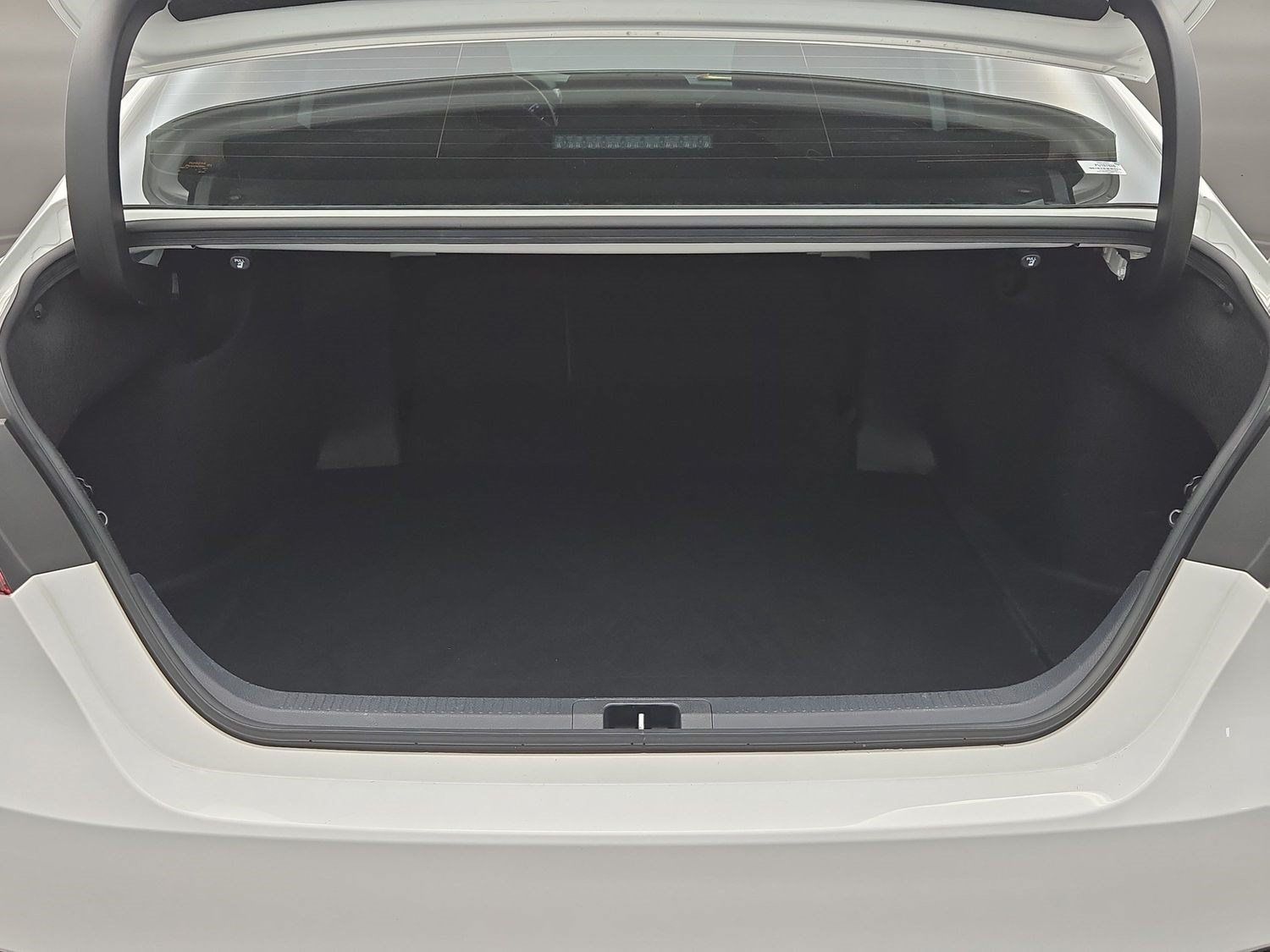 Certified 2023 Toyota Camry LE FWD image 30