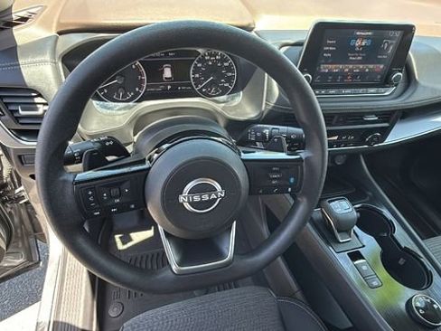 Certified 2023 Nissan Rogue SV image 19