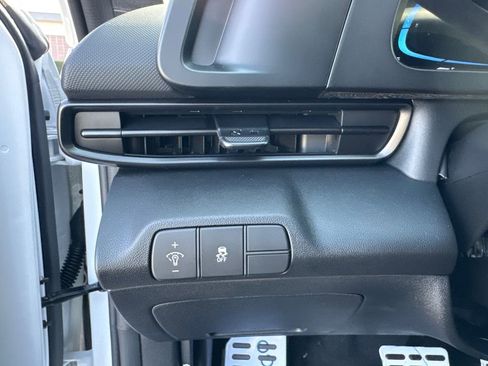 New 2026 Hyundai Elantra Sport image 19