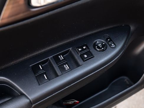 Used 2017 Honda Accord EX image 36