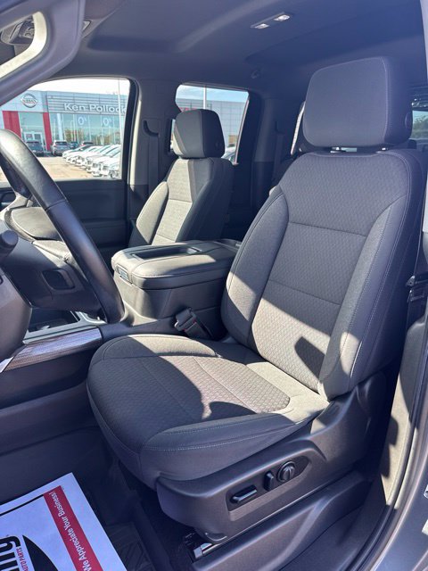 Used 2021 Chevrolet Silverado 1500 RST AWD/4WD image 9