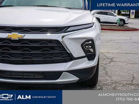 New 2025 Chevrolet Blazer LT FWD image 16