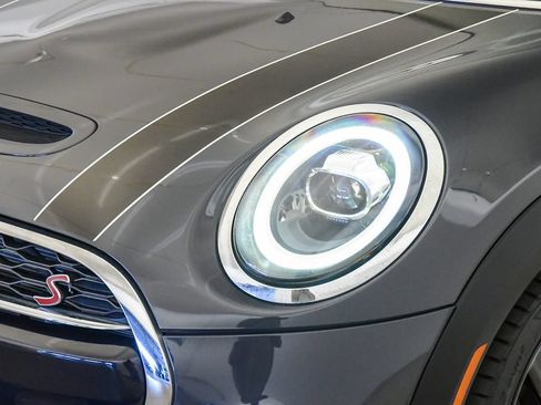 Used 2020 MINI Cooper S FWD image 9