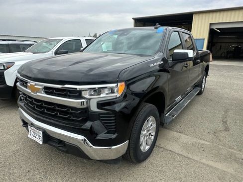 Used 2024 Chevrolet Silverado 1500 LT w/ Protection Package image 3