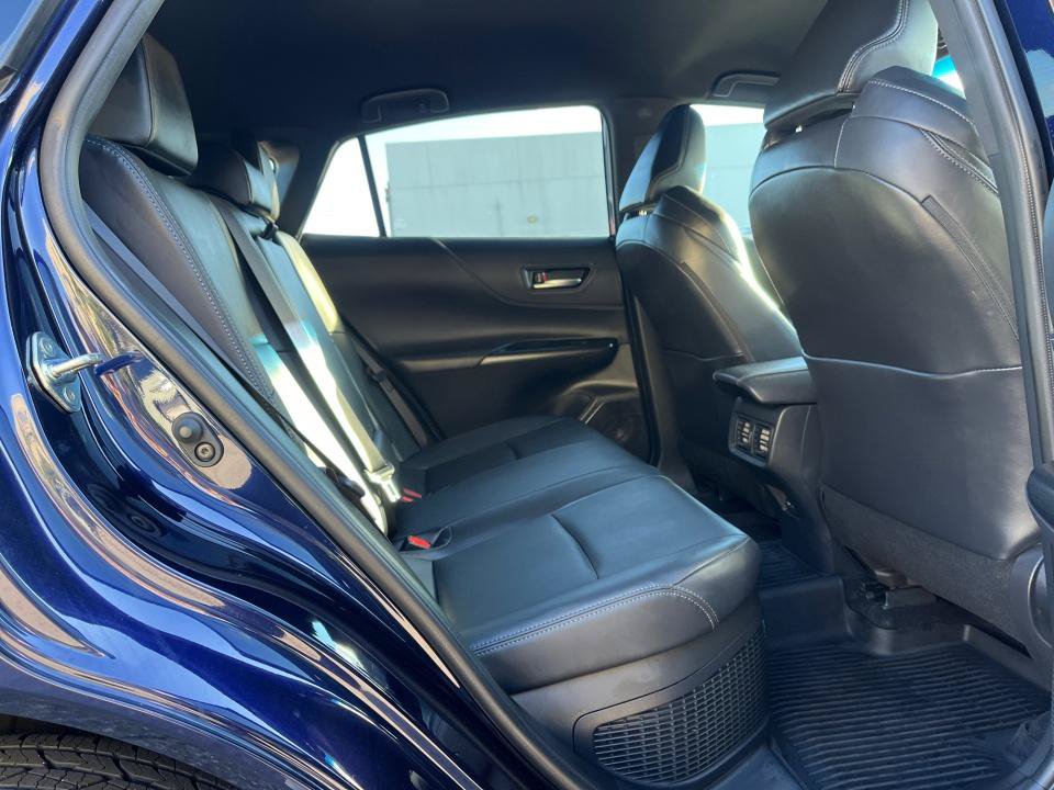 Used 2024 Toyota Venza XLE AWD/4WD image 28