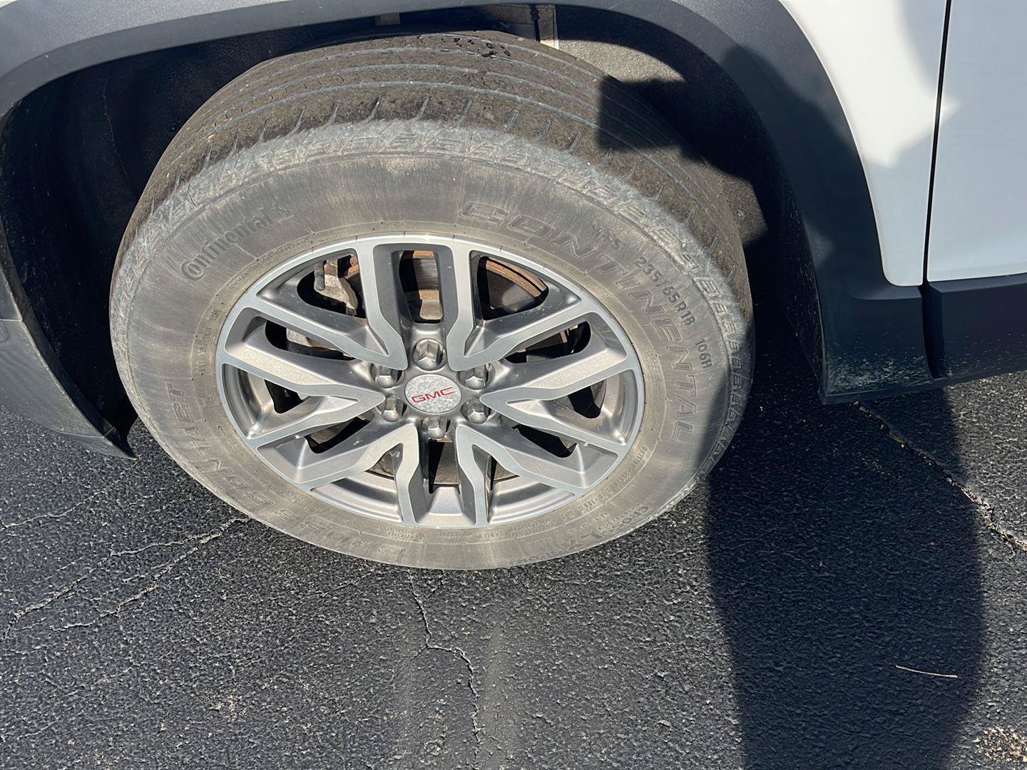 Used 2019 GMC Acadia SLE AWD/4WD image 35