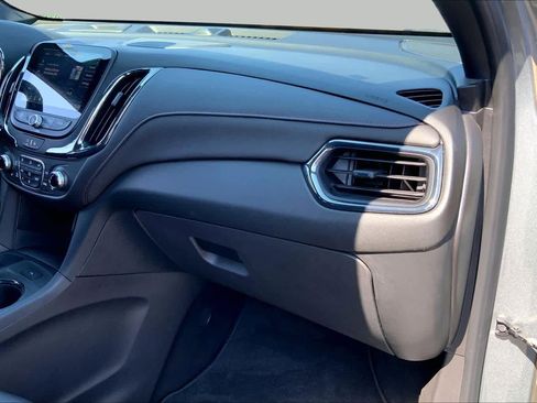 Used 2024 Chevrolet Equinox RS w/ RS Leather Package FWD image 19