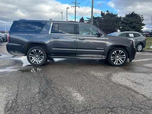 Used 2018 GMC Yukon XL Denali w/ Denali Ultimate Package image 15