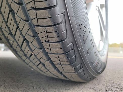 Certified 2022 Ford Escape SE w/ Convenience Package image 18