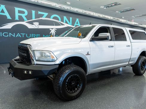 Used 2014 RAM 2500 Laramie w/ Convenience Group AWD/4WD image 1