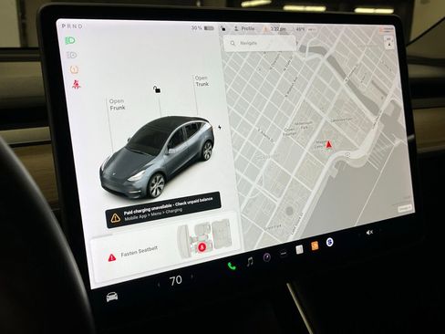 Used 2021 Tesla Model Y Long Range image 25