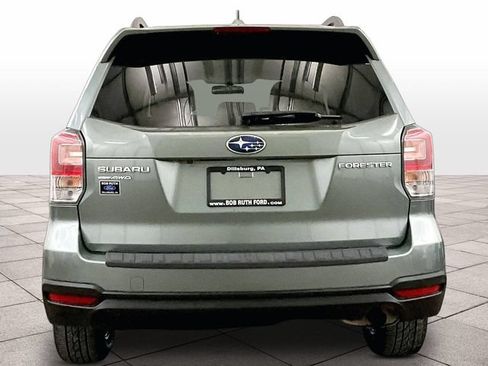 Used 2018 Subaru Forester 2.5i Premium w/ All-Weather Package AWD/4WD image 4