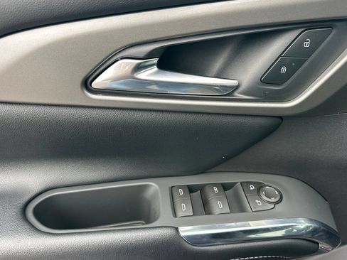 New 2026 Chevrolet Traverse LT FWD image 10