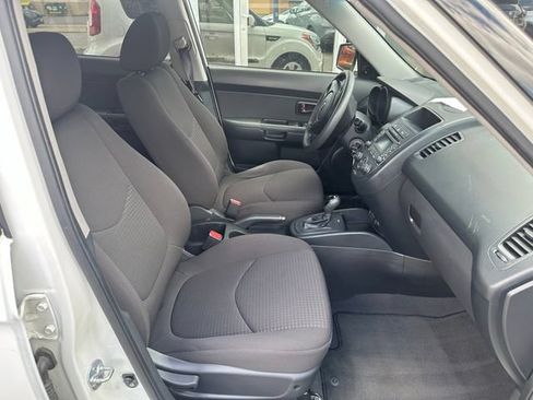 Used 2012 Kia Soul FWD image 12