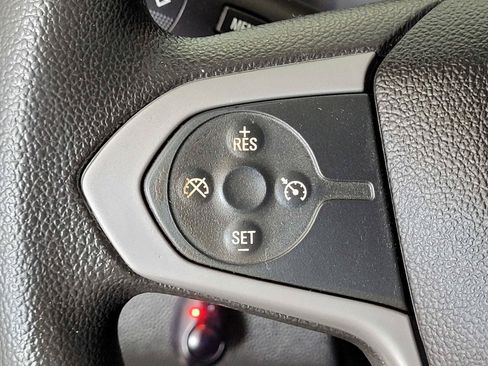 Used 2016 Chevrolet Colorado W/T w/ WT Convenience Package RWD image 30