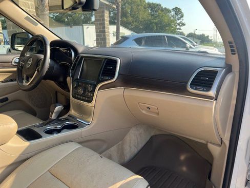 Used 2016 Jeep Grand Cherokee Overland image 21