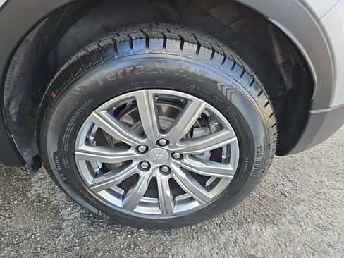 Used 2022 Cadillac XT4 Premium Luxury w/ Safety Alert Package FWD image 27