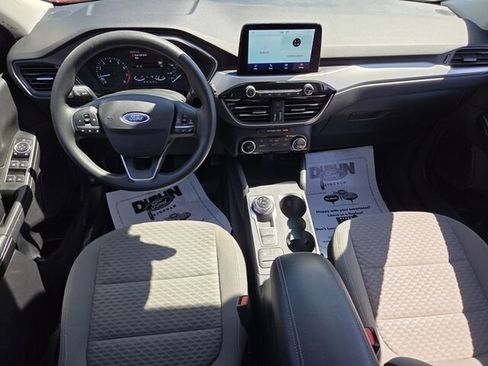 Used 2022 Ford Escape SE w/ SE Sport Appearance Package image 10