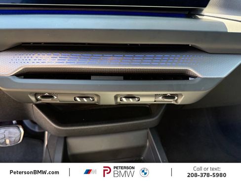 Used 2025 BMW M235i xDrive AWD/4WD image 26