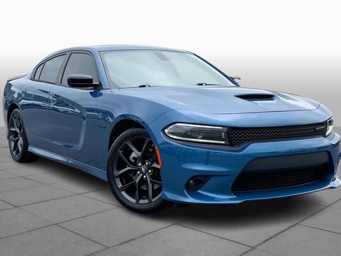 Used 2022 Dodge Charger R/T w/ Blacktop Package image 3