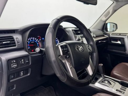 Used 2017 Toyota 4Runner Limited RWD image 41