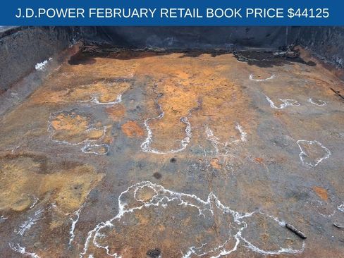 Used 2011 Ford F550 4x4 Regular Cab Super Duty w/ PWR Equipment Group image 7