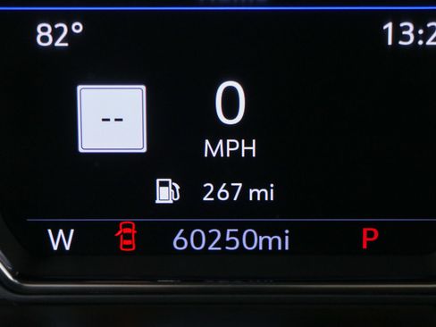 Used 2021 GMC Yukon Denali AWD/4WD image 17