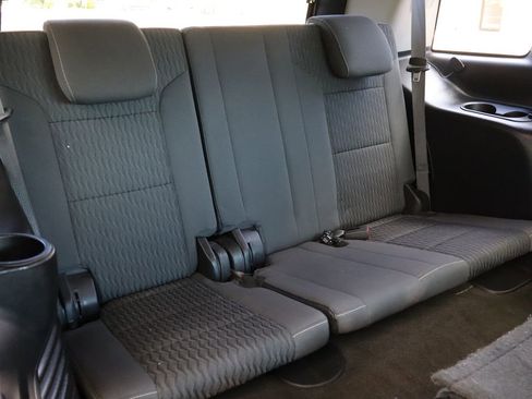 Used 2015 GMC Yukon SLE w/ Convenience Package image 21